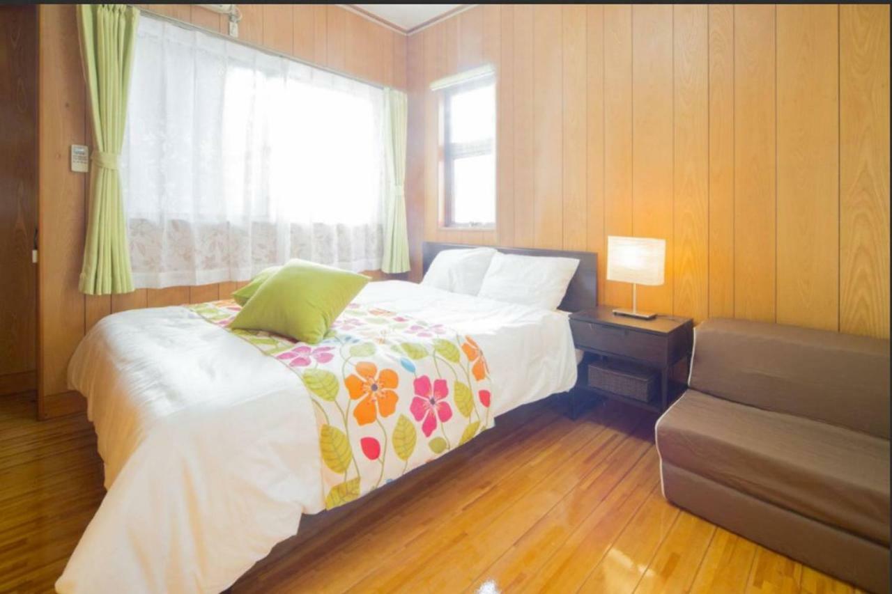 Guest House Matsuyama นาฮะ ภายนอก รูปภาพ